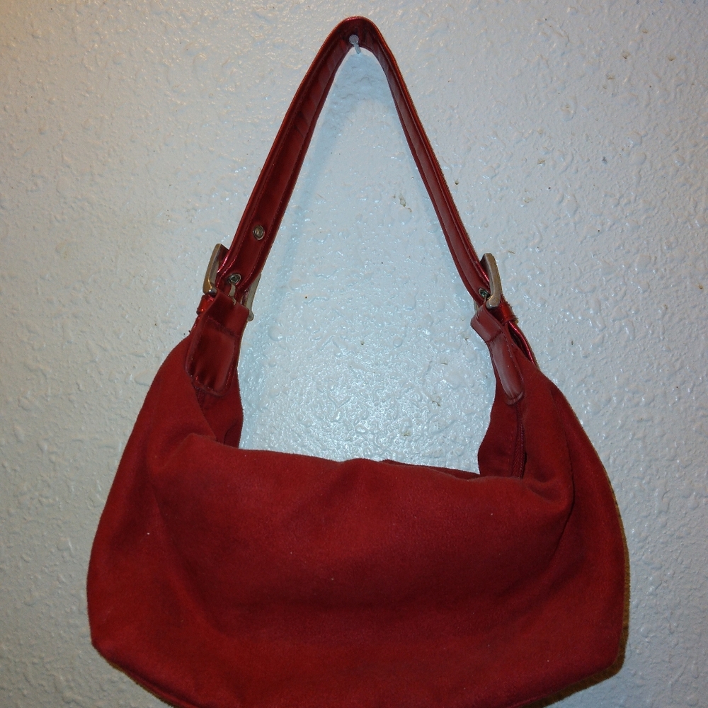 Red handbag - Picture 2 of 3